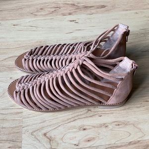 Chinese Laundry Kristin Cavallari sandals. Size 5.